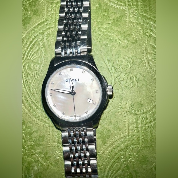 Stainless steel GUCCI watch w/ date Diamonds Timeless Collection Mother of Pearl - Picture 5 of 13